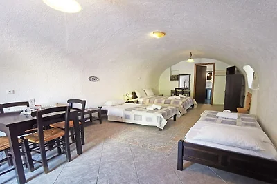 Monolocale con 1 camera da letto a Pirgos