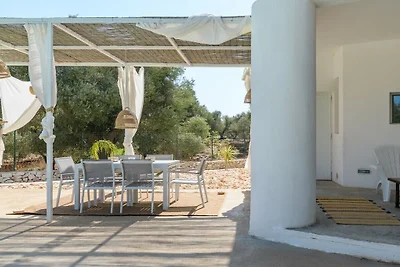 Villa in Ostuni mit Schwimmbecken