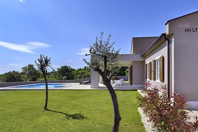 Villa in KRNICA mit Schwimmbecken