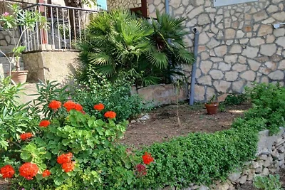 Studio Apartment with Terrace