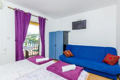 Apartments & Rooms Mihajica- Comfort Studio A...