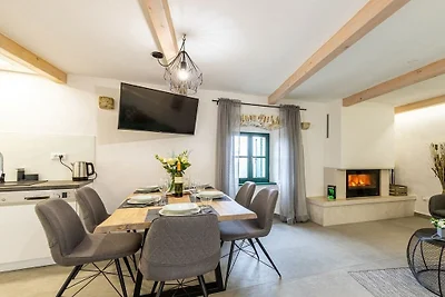 Villa in Koromačno mit Barbecue und Wifi