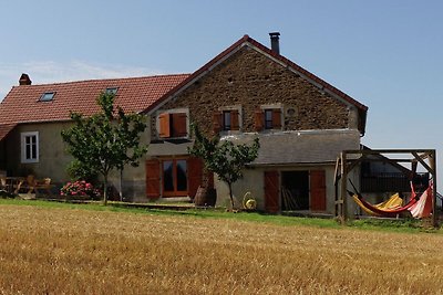 Altes Ferienhaus in Rémilly mit Terrasse