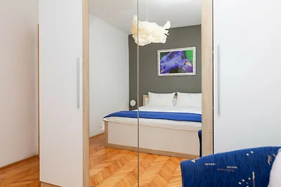 Apartments Martić - Four Bedroom Apartment wi...