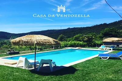 Ruim landhuis in Penafiel