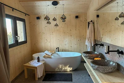 Superior Chalet mit Sauna & Hot Tub