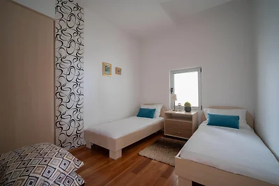 Ferienwohnung in Rovinj mit Balkon