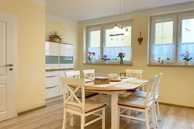 Holiday apartment in Plaue with leisure pool