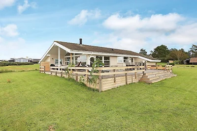 9 Personen Ferienhaus in Millinge-By Traum
