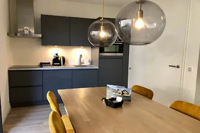 Schöne Lodge in Strandnähe