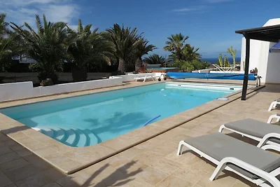 One-bedroom villa