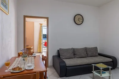 House Rašica - One Bedroom Apartment with Ter...