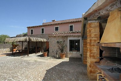 Traditionelles mallorquinisches Landhaus mit...