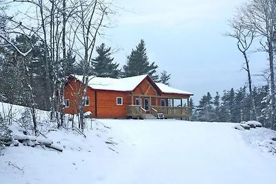 Chalet aan Dean Lake