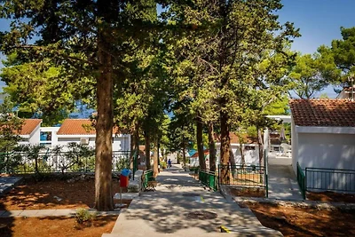 Lumbarda Resort Apartments - Standard One-Bed...