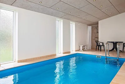 12 Personen Ferienhaus in Væggerløse