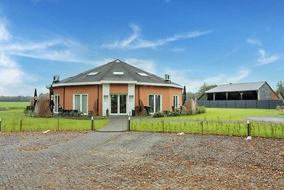 Modernes Ferienhaus in Goirle mit Sauna