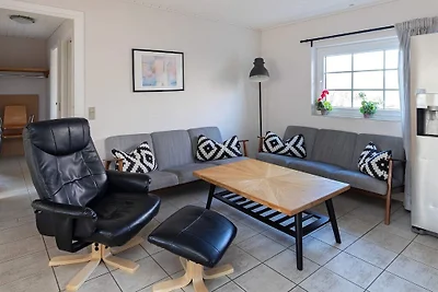 12 Personen Ferienhaus in Væggerløse