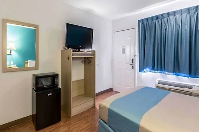 1 Doppelbett | Barrierefreier Zugang RI Shwr,...