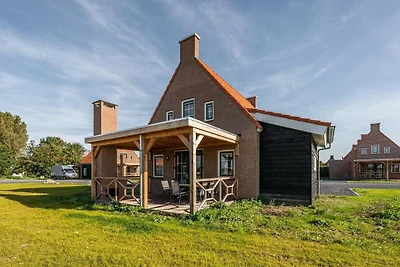 Villa mit Whirlpool und Sauna in einem...