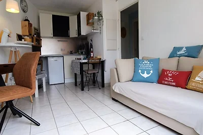 Apartment in Chaume mit Pool und Garten