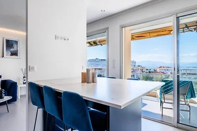 4-Zimmer-Apartment mit Meerblick, Terrasse un...