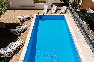 Villa Valjalo - Studio Apartment with Sea Vie...