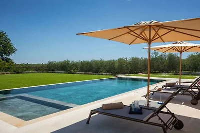 Villa Olive View