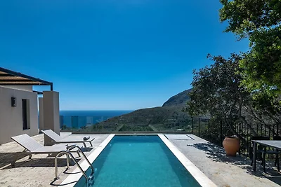 Ferienhaus auf Kreta mit Pool nahe Souda...