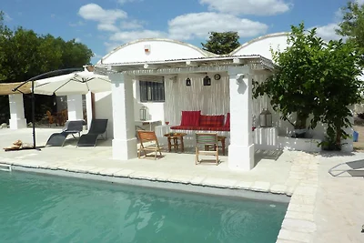 Villa d'epoca a Ostuni (Italia) con piscina