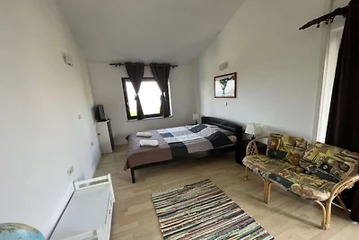Tranquil Spacious Villa with Private Pool - F...