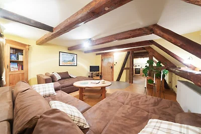 Geräumiges Apartment mit Garten