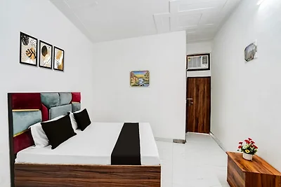 Super Hotel O Burari New Delhi