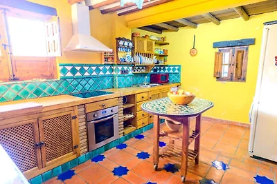 Bauernhaus am Fluss in Algarinejo