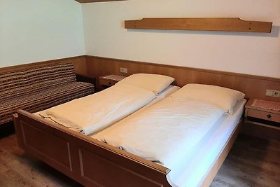 Ferienwohnung mit Skiraum und Sauna in...