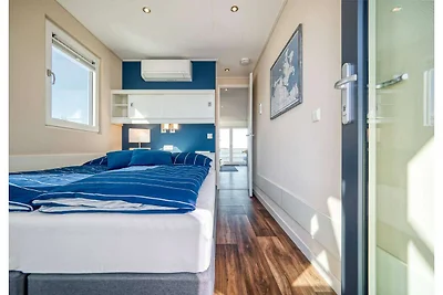 Helle Basis mit Zugang zur Küste