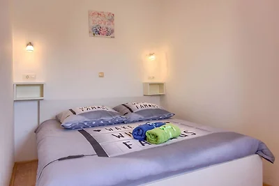 Ferienhaus in Peroj mit privatem Pool