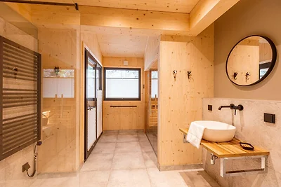 Großzügiges Chalet mit Whirlpool