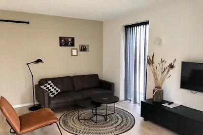 Lodge im Erdgeschoss mit privater Veranda