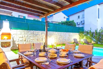 Hervorragende Villa mit privatem Pool und...