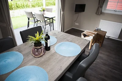 Schönes Chalet mit Balkon
