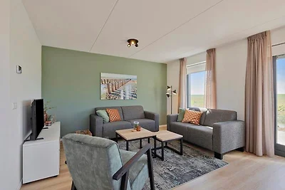 Schönes Ferienhaus in Scherpenisse mit...