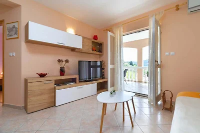 Holiday Home Diana - Five Bedroom House with ...