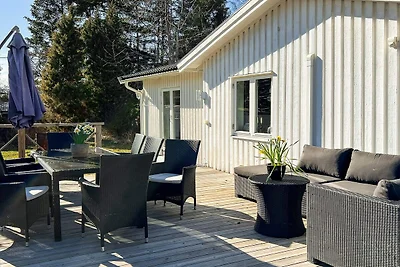 3 Personen Ferienhaus in FäRENTUNA