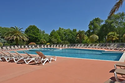 Schöne Wohnung mit Pool in Moliets-et-Maa