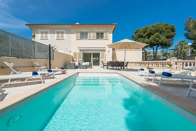 Atemberaubendes Ferienhaus in Playa de Muro