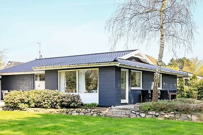6 Personen Ferienhaus in Millinge