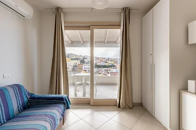 Apartment mit Terrasse und Meerblick,...