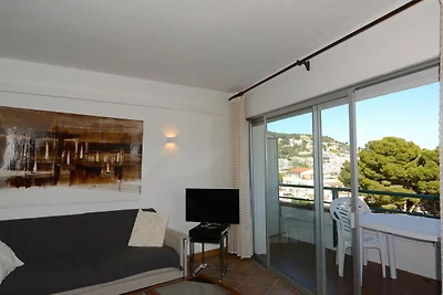 Stadtnahe Wohnung mit 2 Zimmern