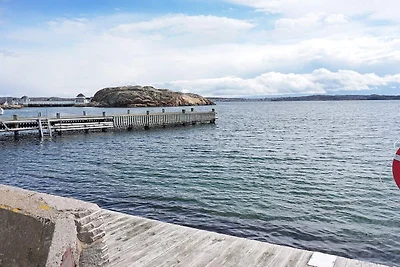 4 persone case ad LYSEKIL-By Traum